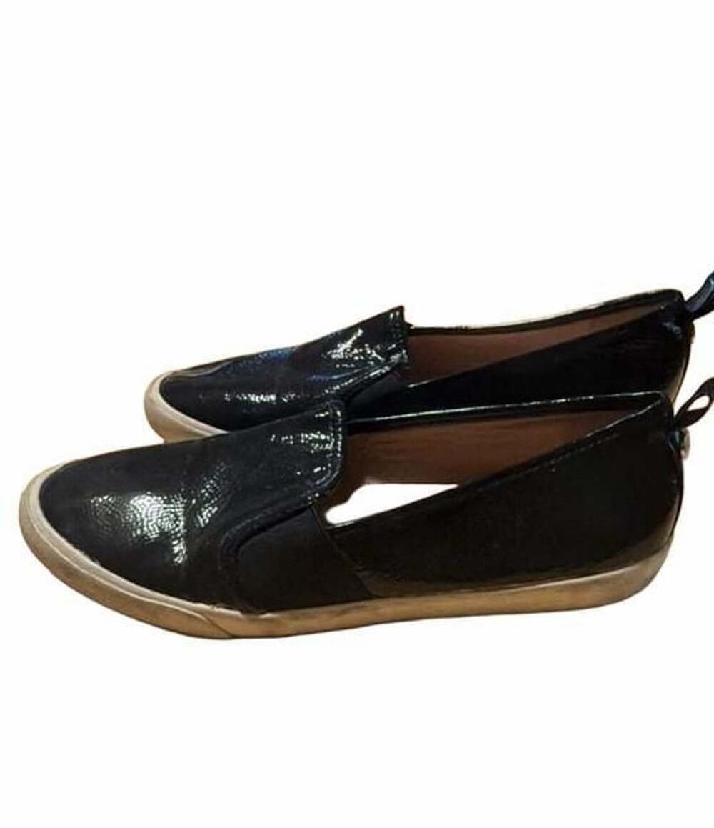 Bandolino Slip On Sneakers Size 8 Black Patent Leather